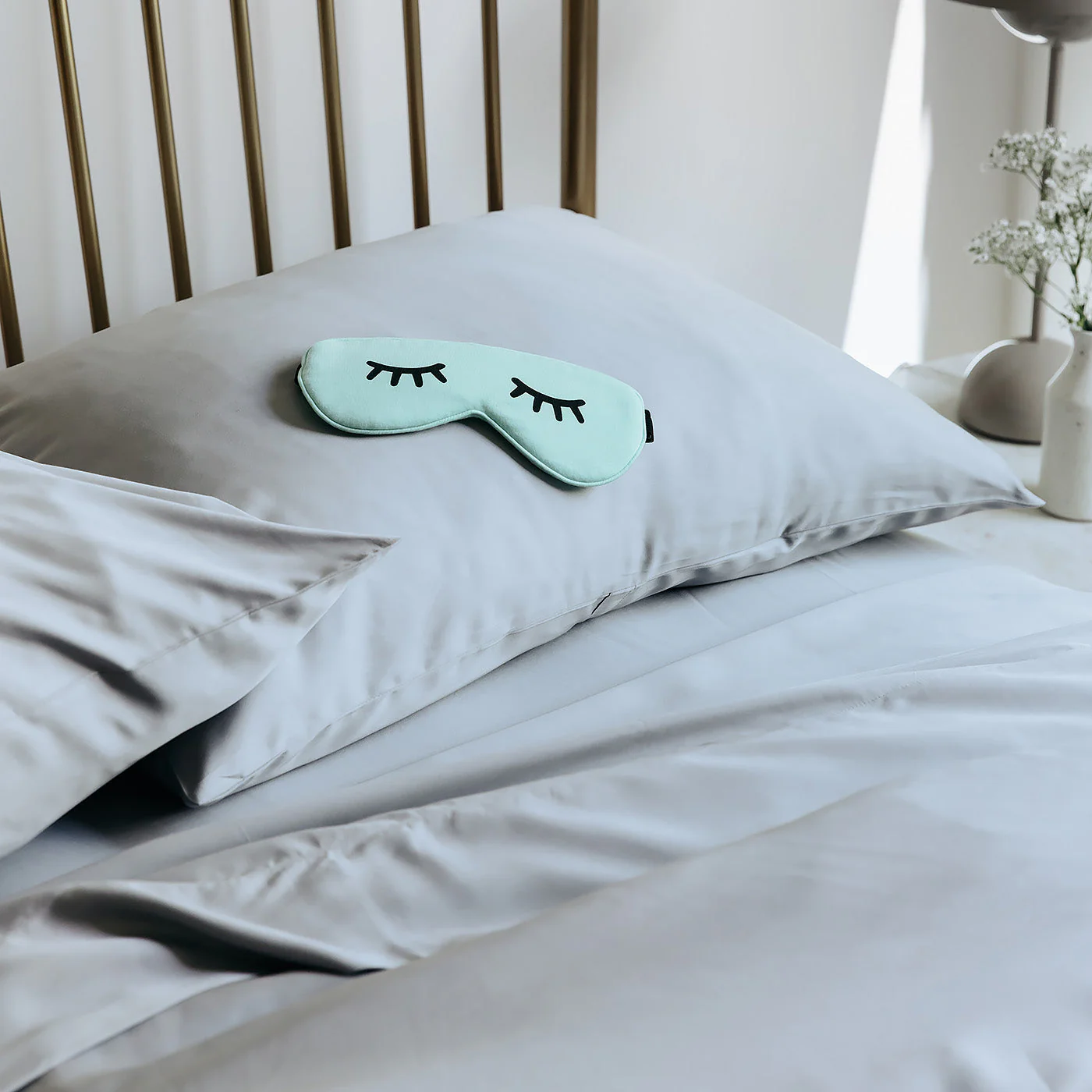 Adult Aquamarine Bamboo Sleep Mask - Image 4