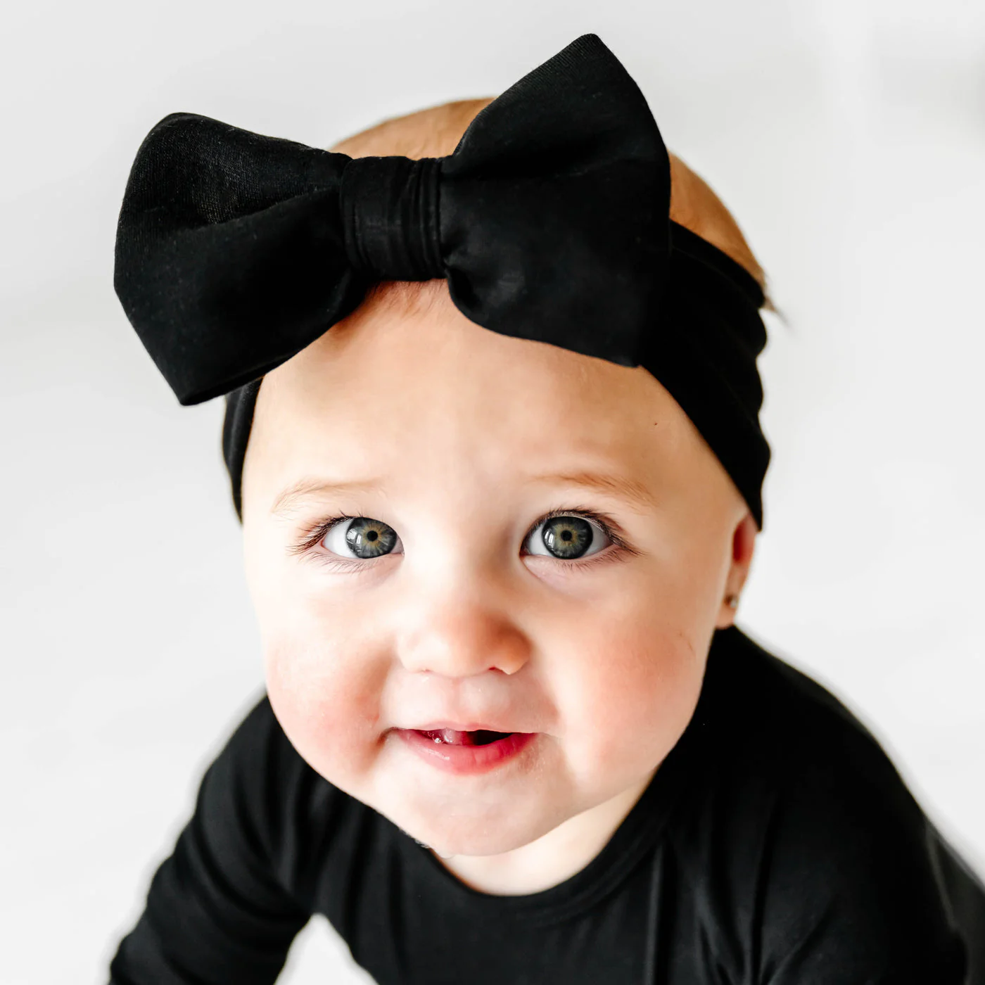 Black Luxe Bow Headband - Image 4