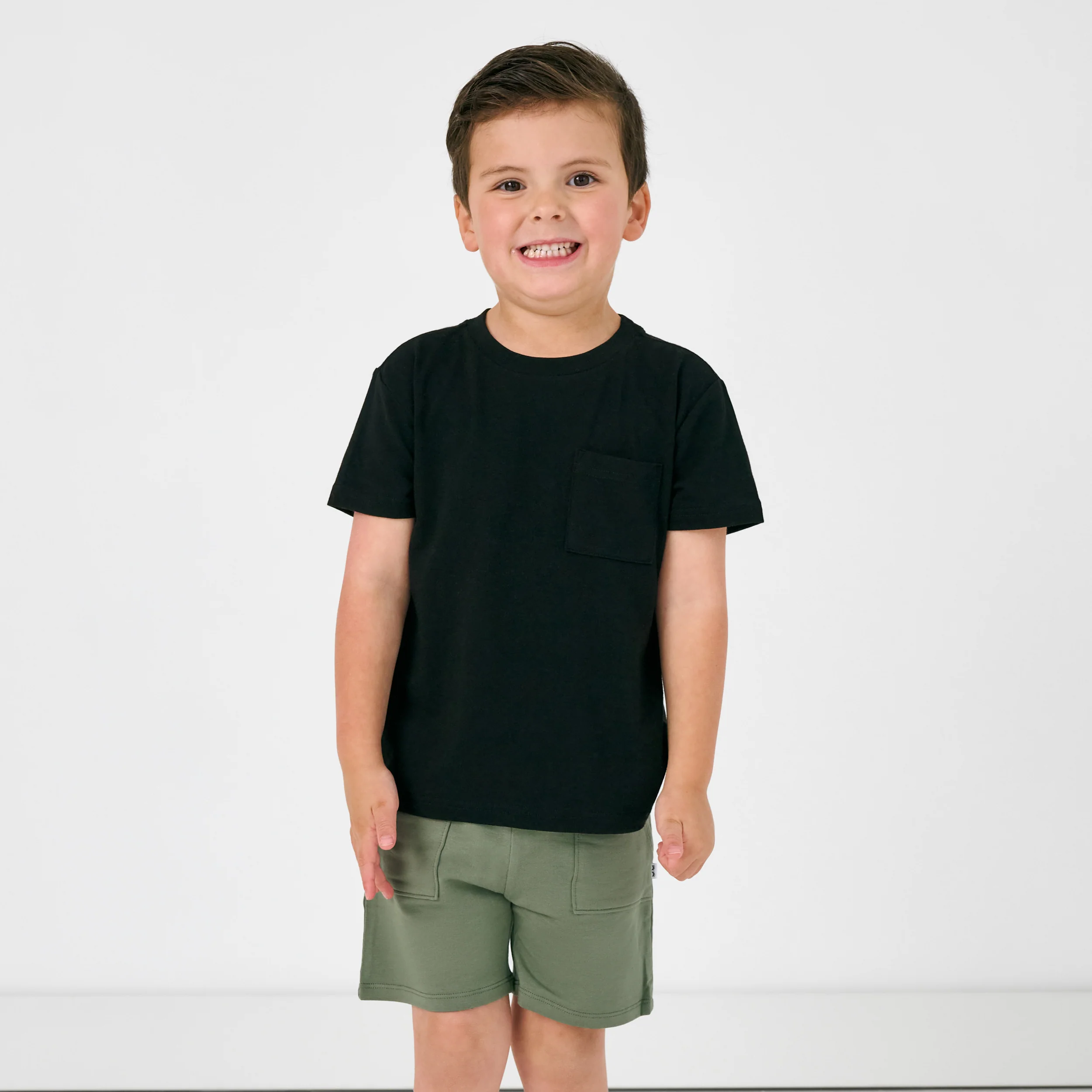 Black Short Sleeve Relaxed Pocket Tee - Image 3