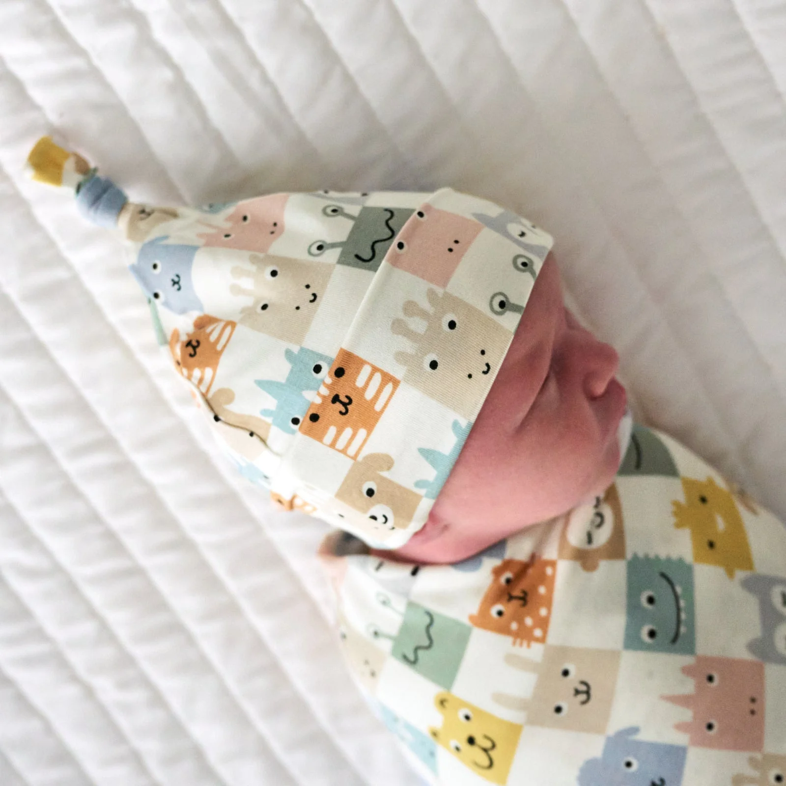 Check Mates Swaddle & Hat Set - Image 3