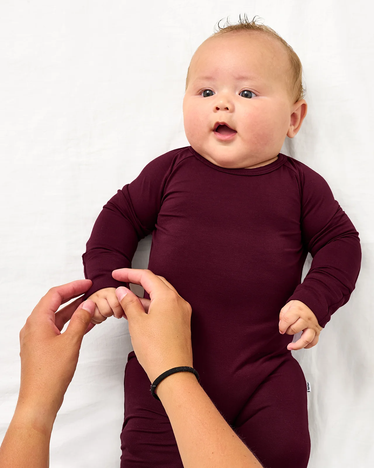 Classic Burgundy Crescent Zippy - Image 3