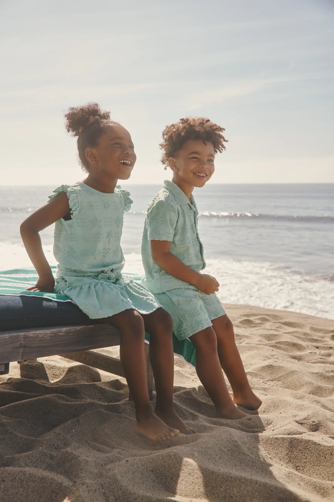 Coastal Rays Button Down Polo - Image 4
