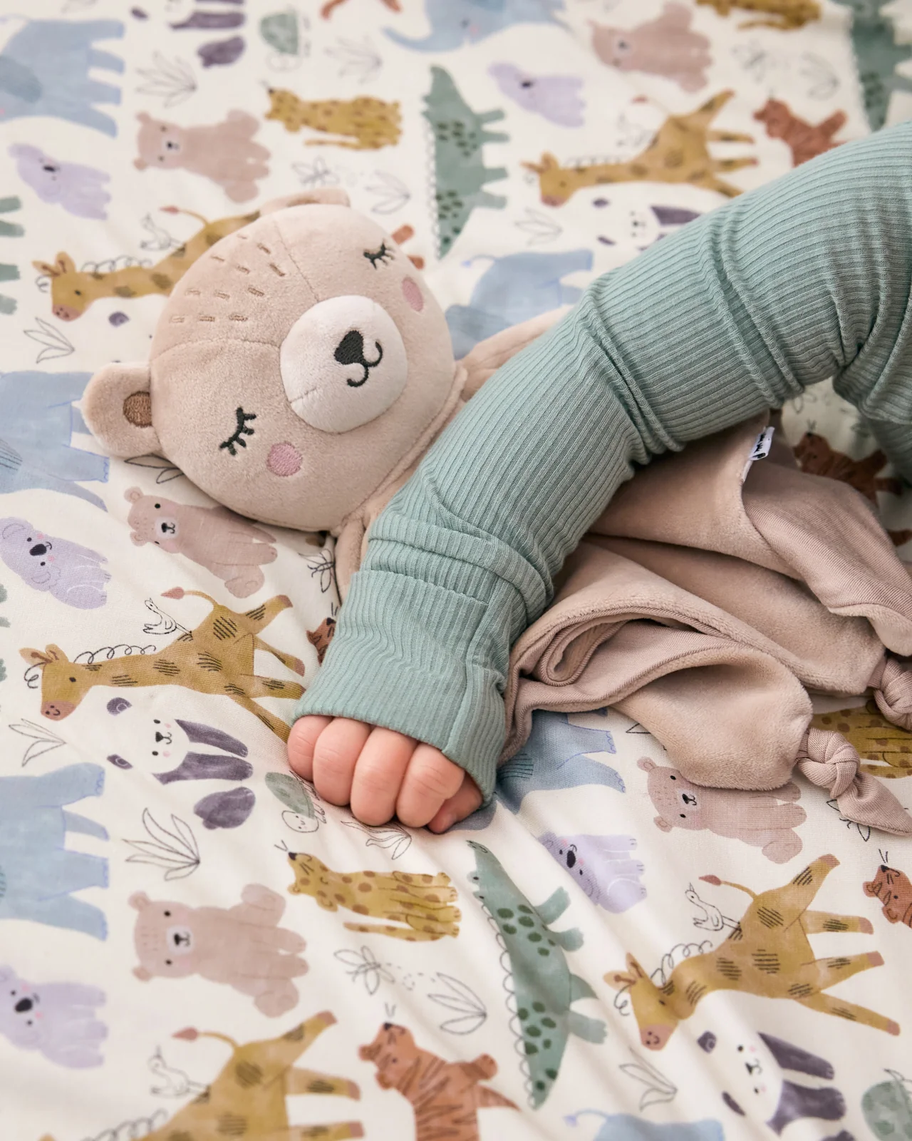 Cubbie the Bear Sleepyhead Lovey - Image 4