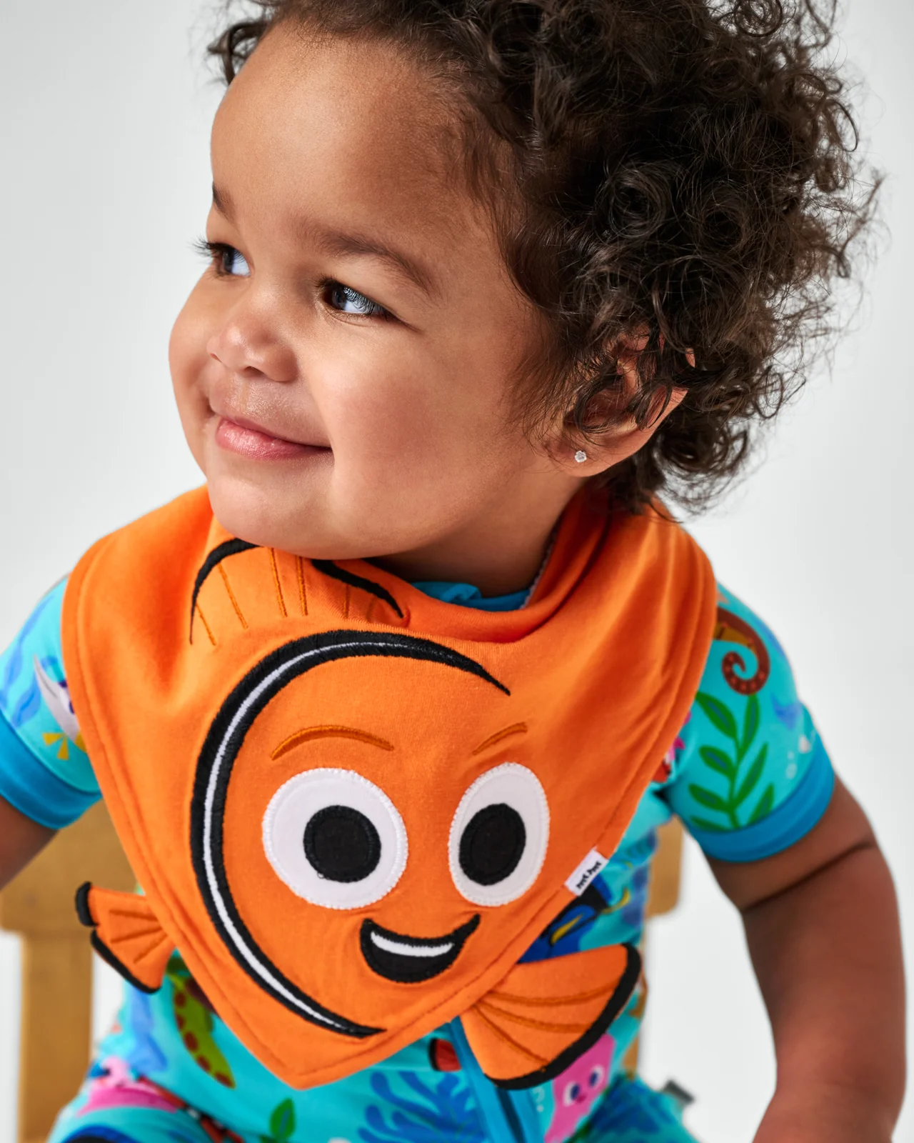 Pixar Nemo Bandana Bib - Image 3