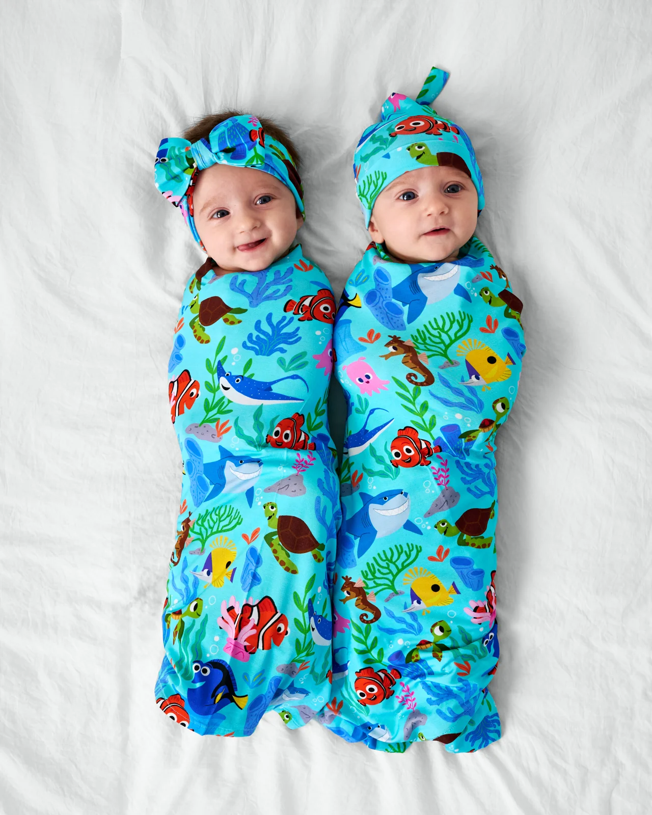 Pixar Nemo's Reef Swaddle & Hat Set - Image 3