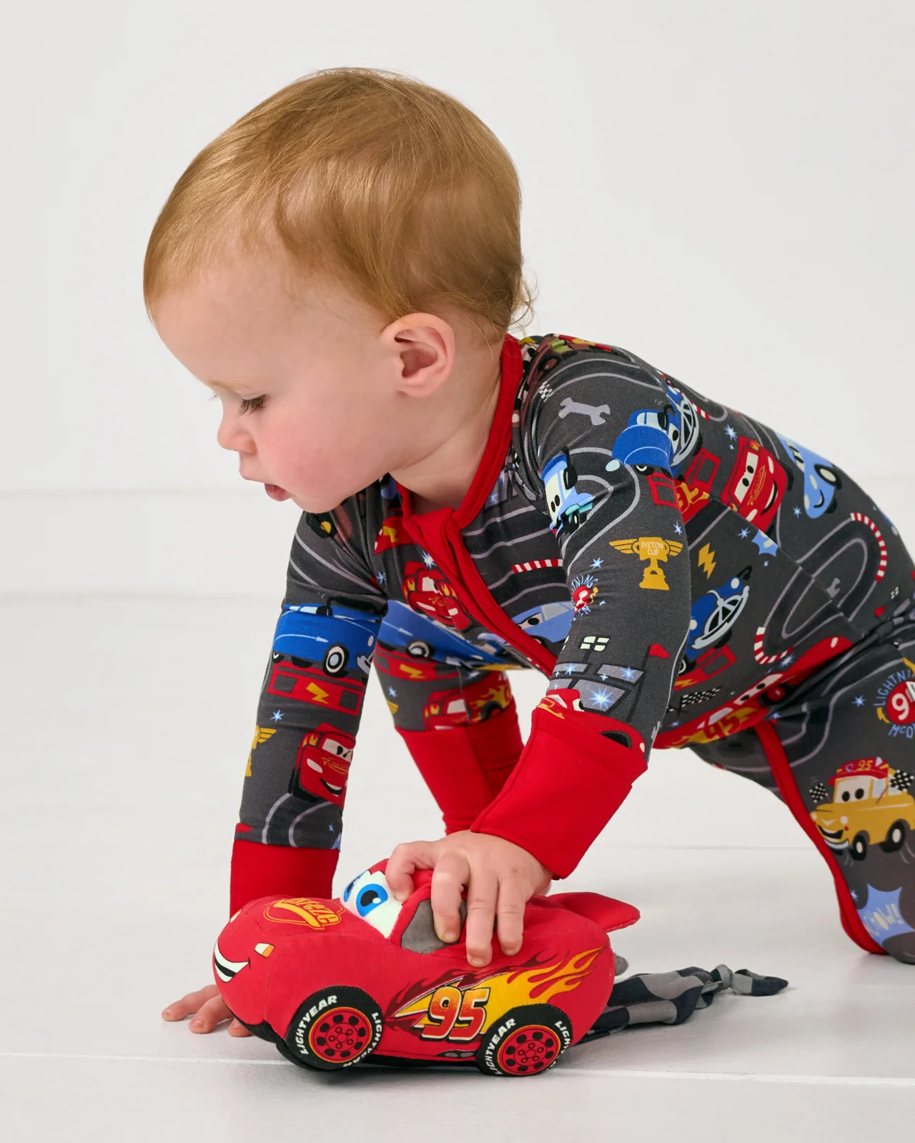 Pixar Cars Piston Cup Zippy - Image 5