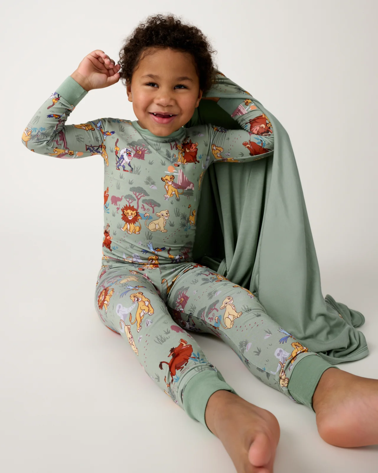 Disney Simba's Safari Large Cloud Blanket® - Image 4