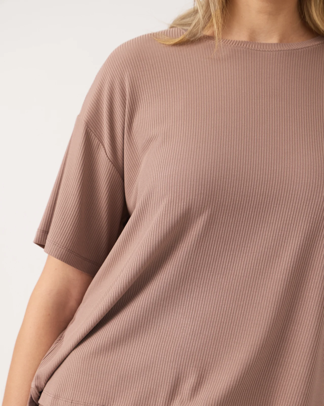 Hazy Brown Women's Ribbed Boxy Tee - Image 3