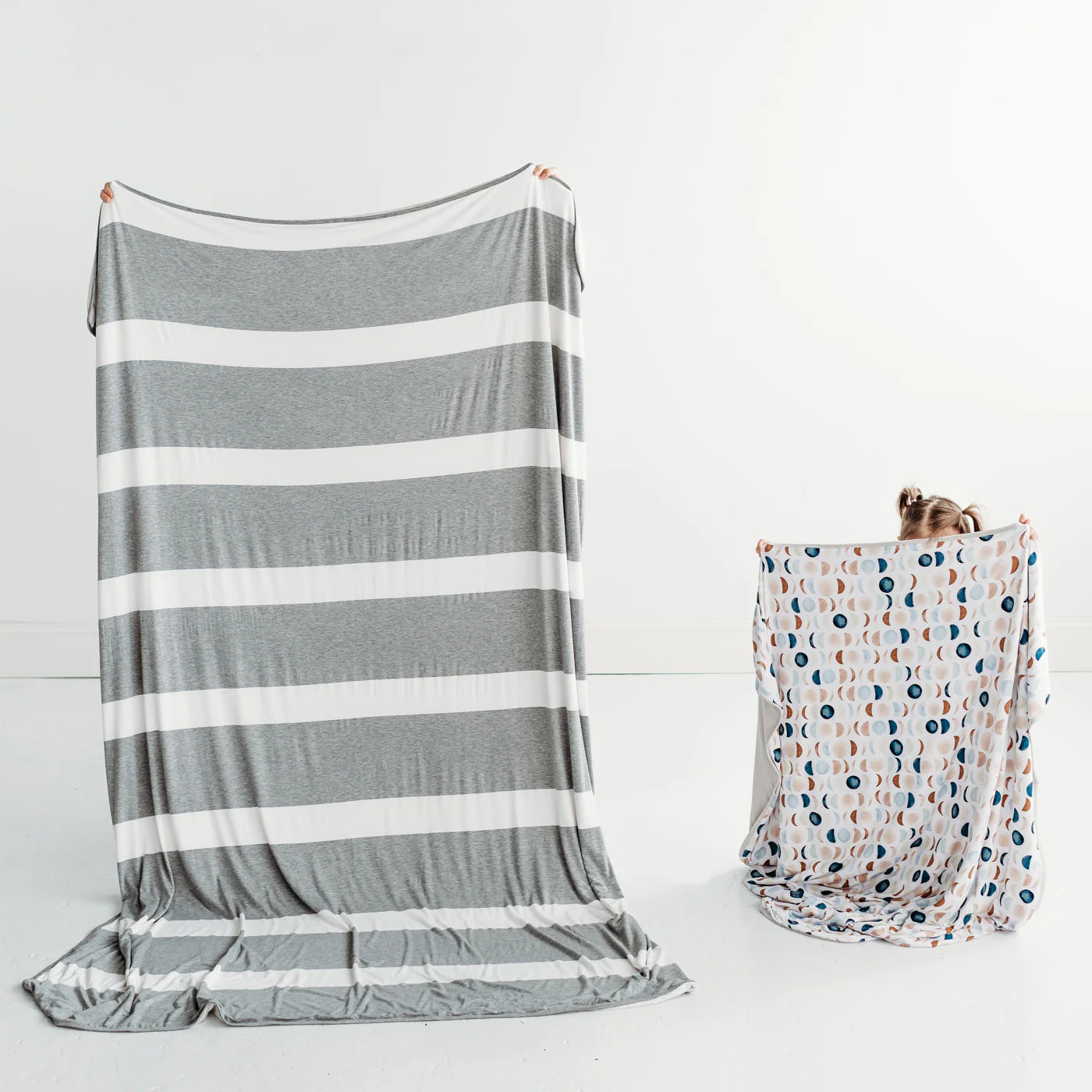 Heather Gray Wide Stripe Oversized Cloud Blanket® - Image 5