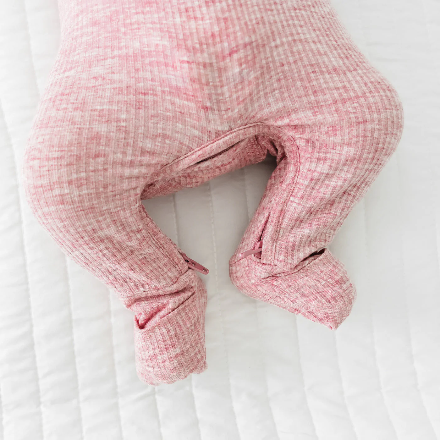 Heather Mauve Ribbed Crescent Zippy - Image 4