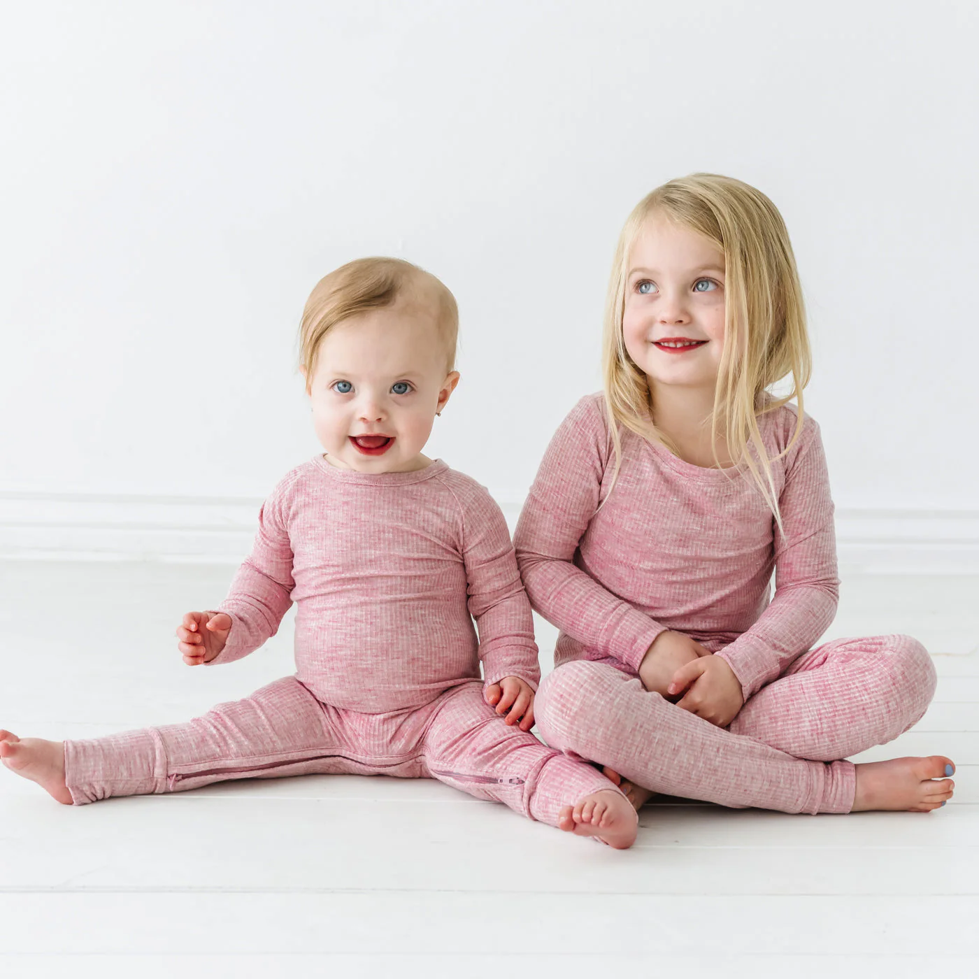 Heather Mauve Ribbed Two-Piece Pajama Set - Image 3