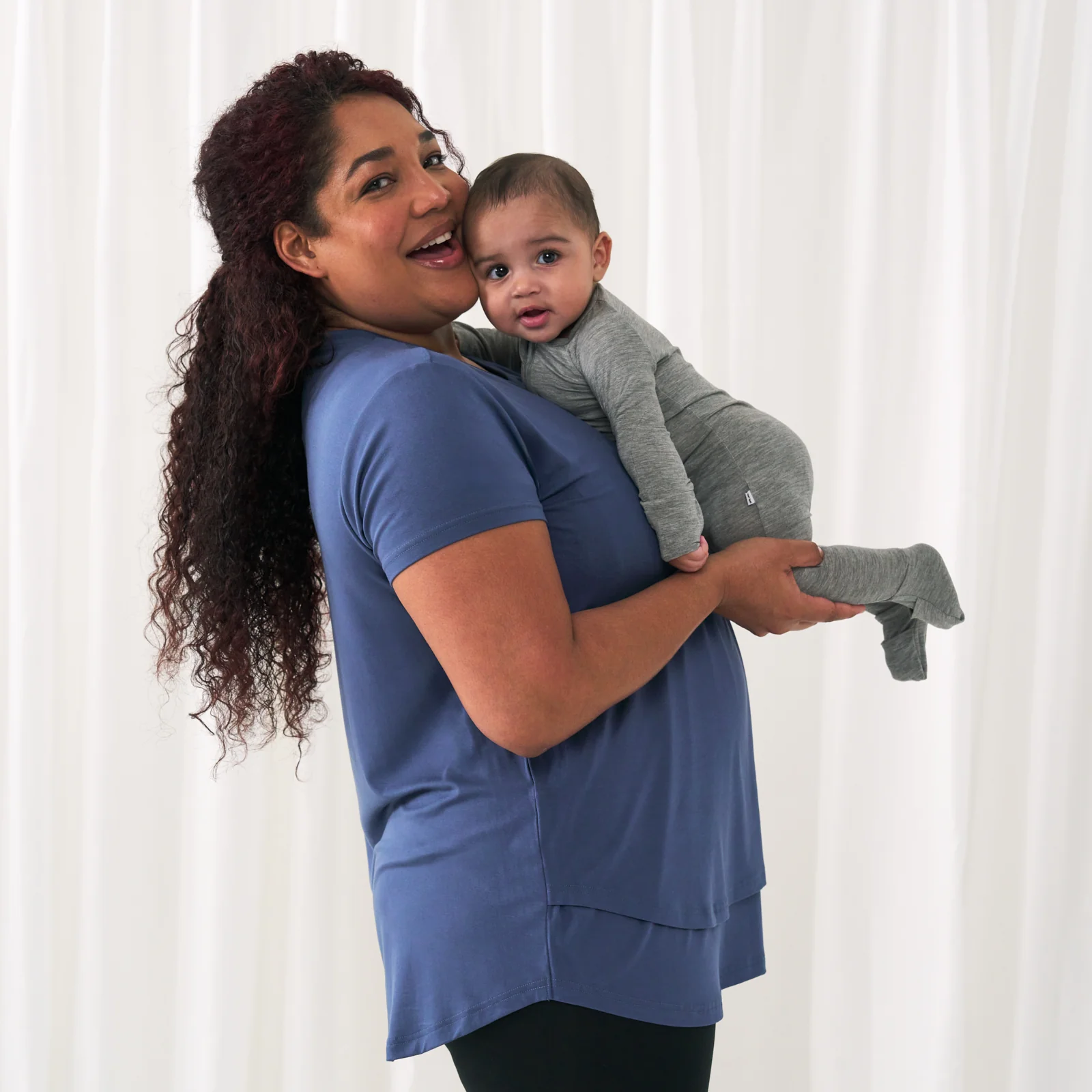Indigo Women's Nursing Top - Image 3