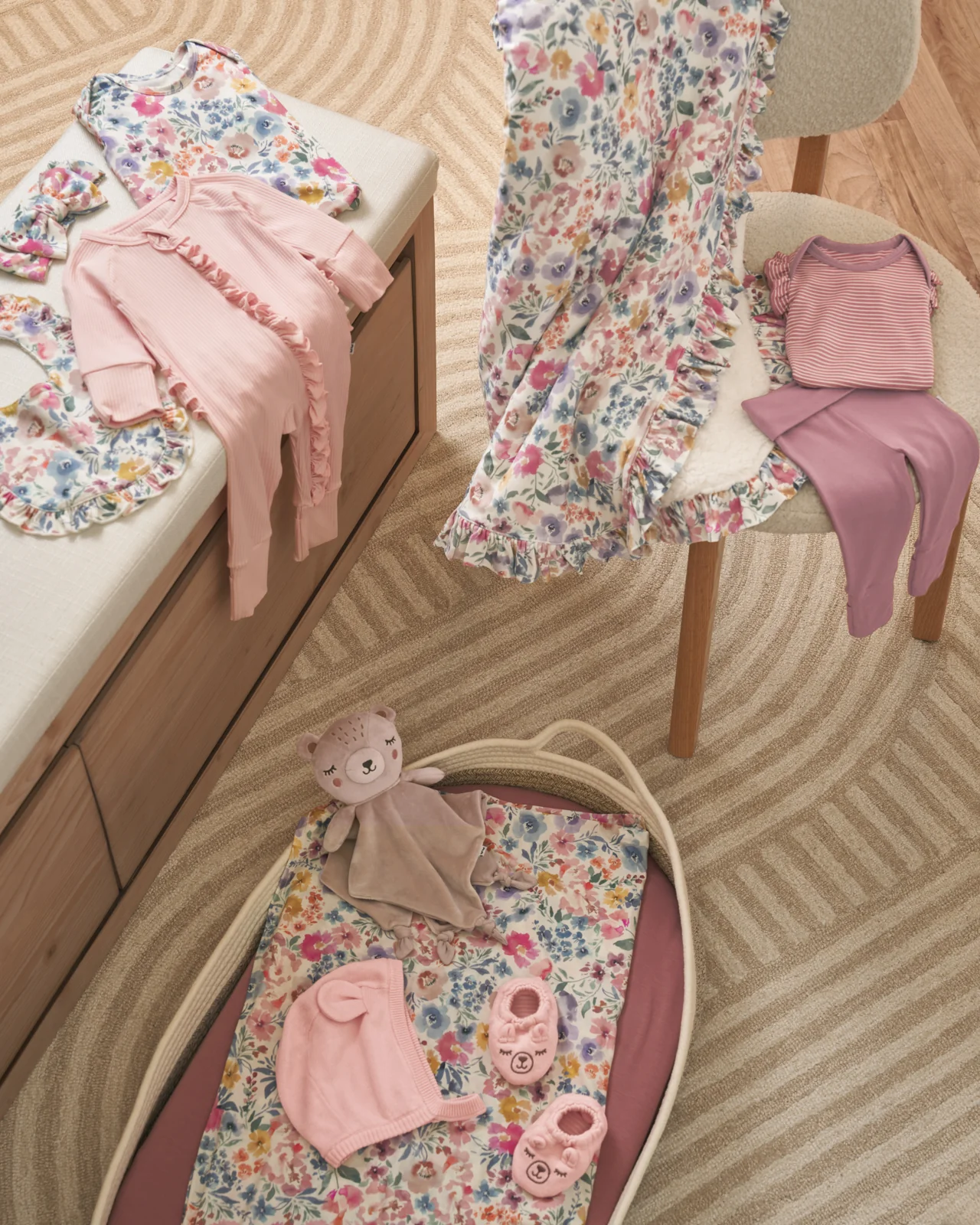 LS Ultimate Gift Set Bundle / Zippy, Gown, Swaddle Set, Bodysuit, Legging, Bonnet, Booties, Lovey, Cloud Blanket, Crib Sheet, Bib - Image 2