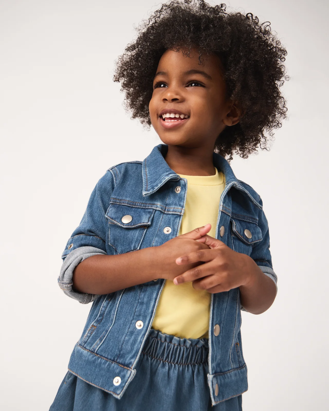 Midwash Blue Denim Trucker Jacket - Image 4