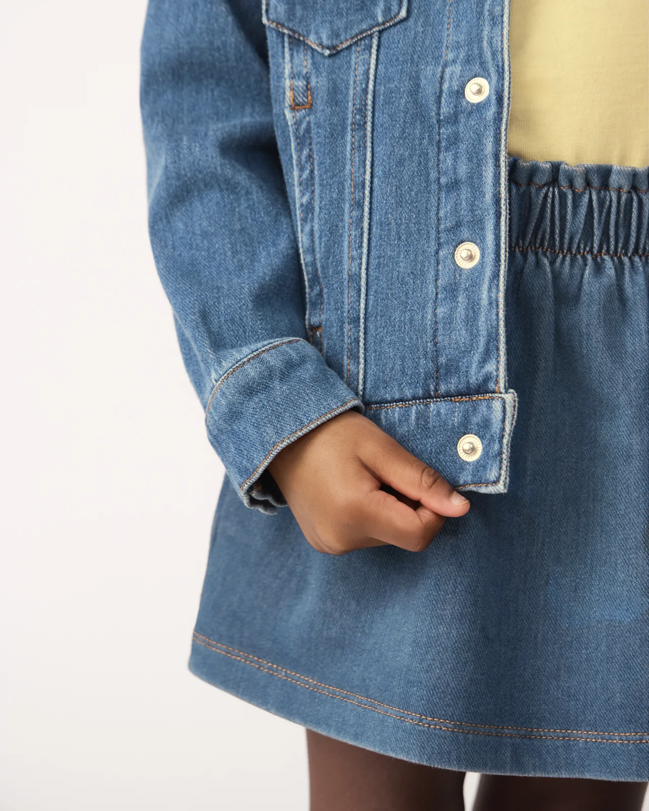 Midwash Blue Denim Trucker Jacket - Image 7