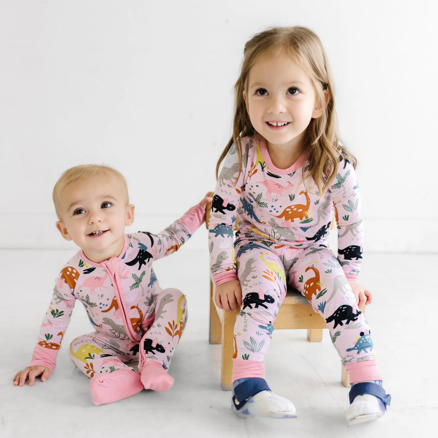 Pink Jurassic Jungle Zippy - Image 3