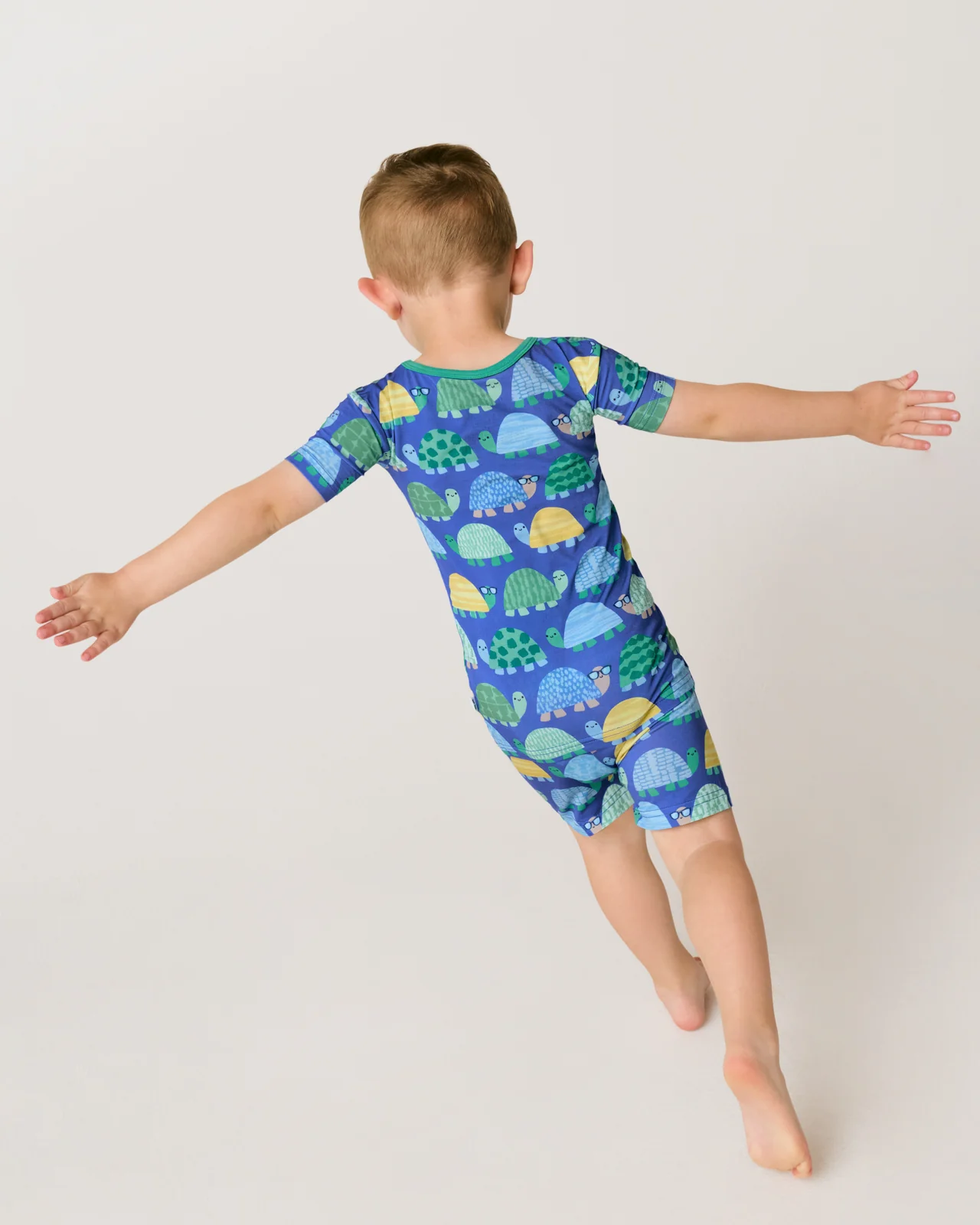 Shell Parade Two-Piece Short Sleeve & Shorts Pajama Set - Image 2