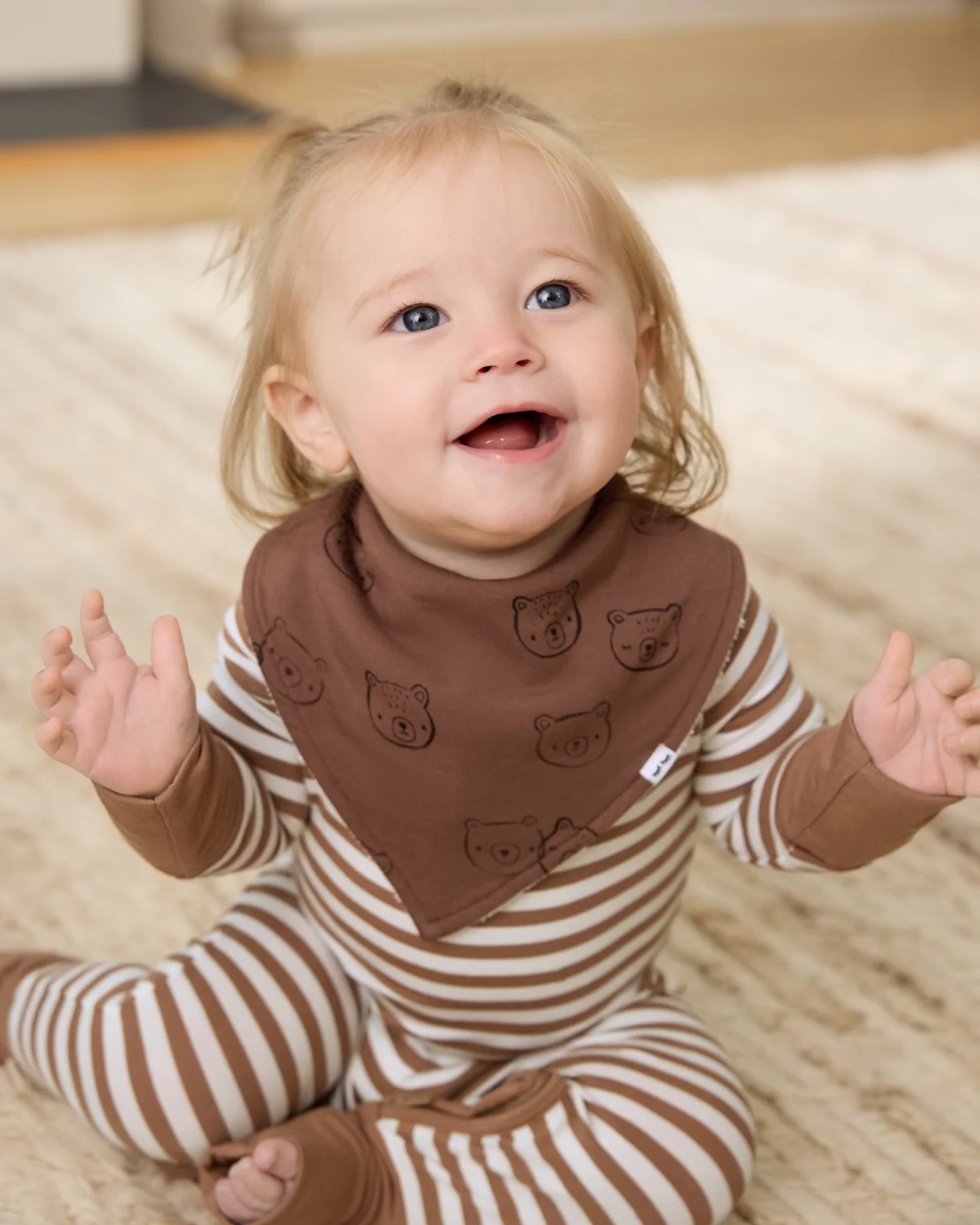 Teddy Tracks Bandana Bib - Image 4