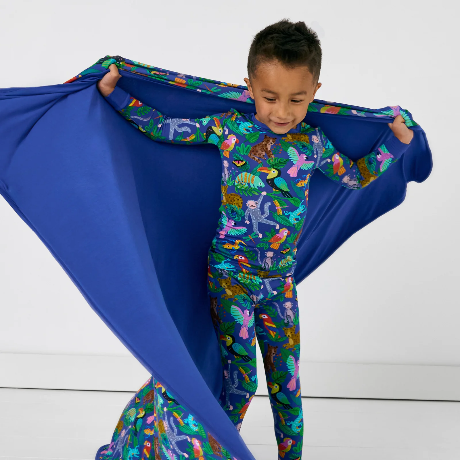 Treetop Tails Large Cloud Blanket¨ - Image 4
