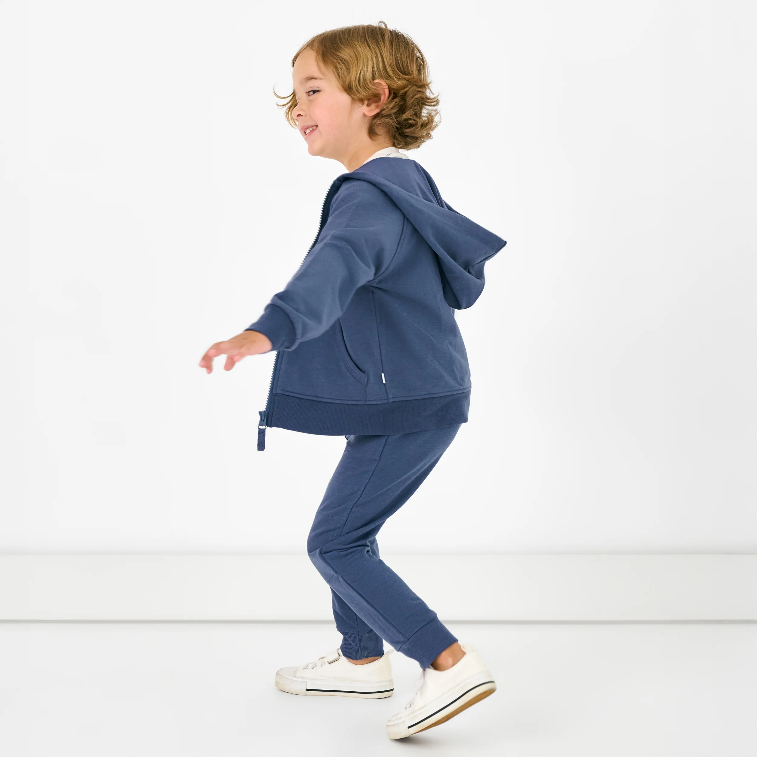 Vintage Navy Jogger - Image 2