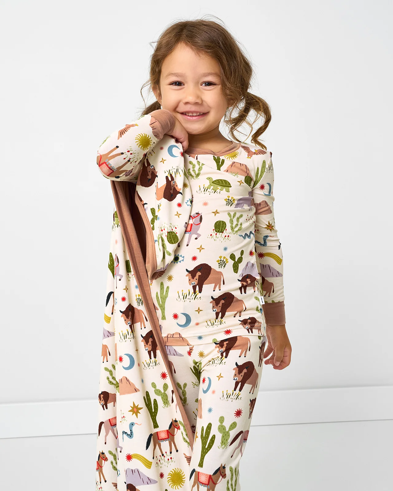 Wild Frontier Large Cloud Blanket® - Image 4